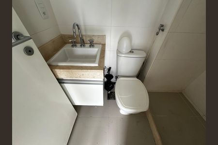 Apartamento para alugar com 105m², 3 quartos e 2 vagas Apartamento para alugar com 105m², 3 quartos e 2 vagasBanheiro do Quarto 1