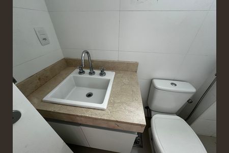 Apartamento para alugar com 105m², 3 quartos e 2 vagas Apartamento para alugar com 105m², 3 quartos e 2 vagasBanheiro do Quarto 3