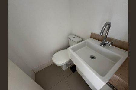 Apartamento para alugar com 105m², 3 quartos e 2 vagas Apartamento para alugar com 105m², 3 quartos e 2 vagasLavabo