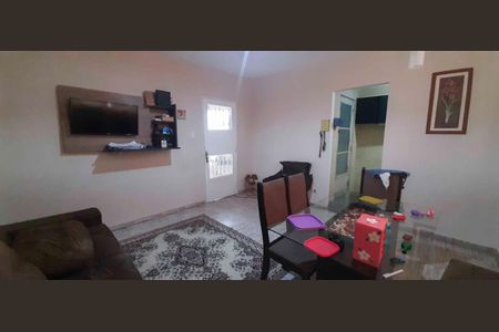 Casa à venda com 7 quartos, 280m² em Veloso, Osasco