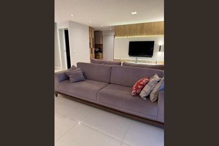 Apartamento à venda com 162m², 3 quartos e 3 vagasFoto 02