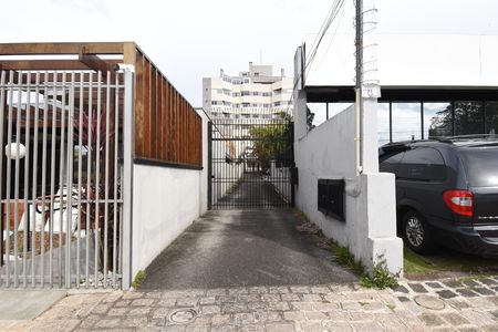 Casa para alugar com 282m², 3 quartos e 5 vagasFachada