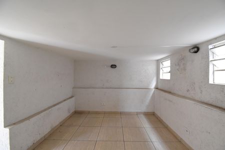 Casa para alugar com 282m², 3 quartos e 5 vagasPorão 
