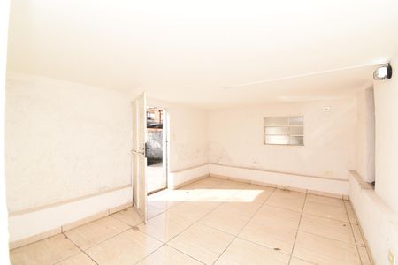 Casa para alugar com 282m², 3 quartos e 5 vagasPorão 