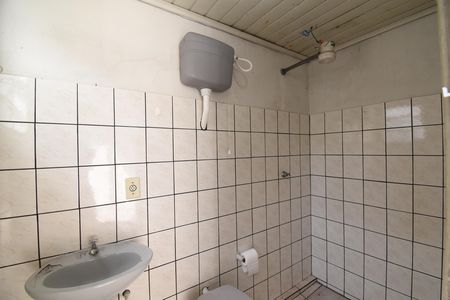 Casa para alugar com 282m², 3 quartos e 5 vagasBanheiro externo