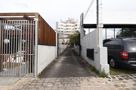 Casa para alugar com 282m², 3 quartos e 5 vagasFachada