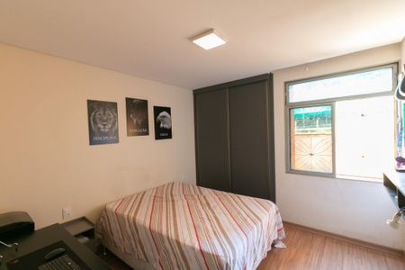 Apartamento à venda com 2 quartos, 55m² em São Francisco, Belo Horizonte