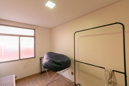 Apartamento à venda com 2 quartos, 55m² em São Francisco, Belo Horizonte