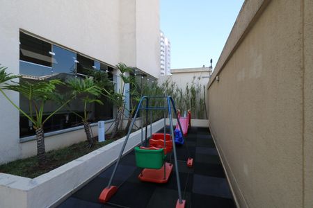 Apartamento à venda com 60m², 2 quartos e 1 vagaÁrea Comum - Playground