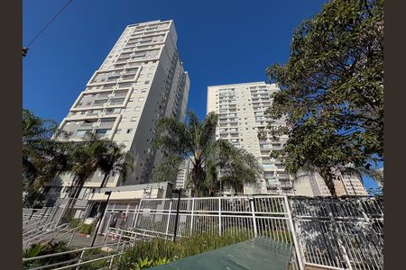 Apartamento para alugar com 54m², 1 quarto e 1 vagaFAchada