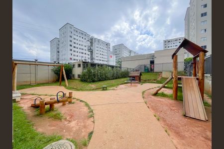 Apartamento à venda com 43m², 2 quartos e 1 vagaÁrea comum - Playground