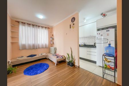 Sala de apartamento para alugar com 2 quartos, 43m² em Jardim do Lago, Osasco