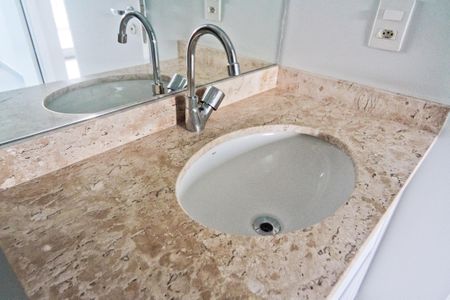 Apartamento para alugar com 60m², 2 quartos e 1 vagaBanheiro