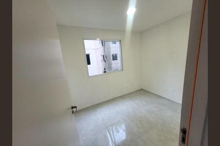 Quarto de apartamento para alugar com 2 quartos, 40m² em Gardênia Azul, Rio de Janeiro