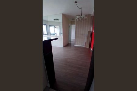 Sala de apartamento para alugar com 2 quartos, 62m² em Capão Raso, Curitiba