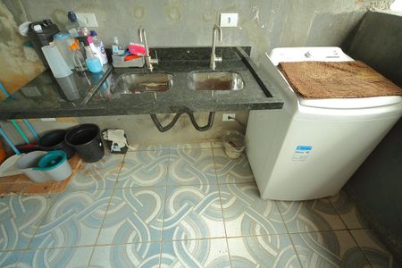 Casa para alugar com 65m², 2 quartos e sem vagaÁrea de Serviço