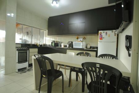 Casa para alugar com 65m², 2 quartos e sem vagaCozinha 