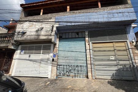 Casa para alugar com 65m², 2 quartos e sem vagaFachada