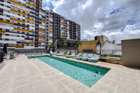 Studio para alugar com 24m², 1 quarto e sem vaga Studio para alugar com 24m², 1 quarto e sem vagaÁrea comum - Piscina