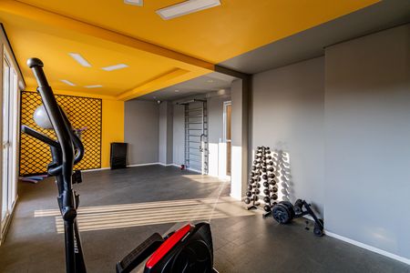 Apartamento à venda com 37m², 2 quartos e 1 vaga Apartamento à venda com 37m², 2 quartos e 1 vagaÁrea comum - Academia