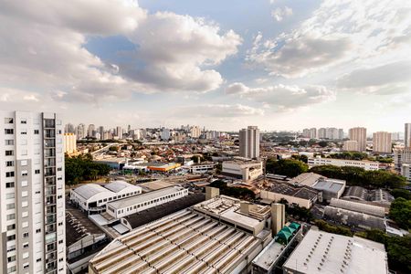 Apartamento à venda com 37m², 2 quartos e 1 vaga Apartamento à venda com 37m², 2 quartos e 1 vagaVaranda