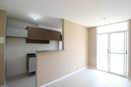 Sala de apartamento para alugar com 2 quartos, 48m² em Anil, Rio de Janeiro