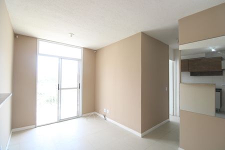 Sala de apartamento para alugar com 2 quartos, 48m² em Anil, Rio de Janeiro