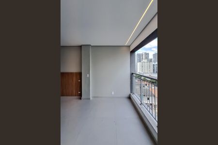 Studio à venda com 31m², 1 quarto e sem vaga Studio à venda com 31m², 1 quarto e sem vagaVaranda