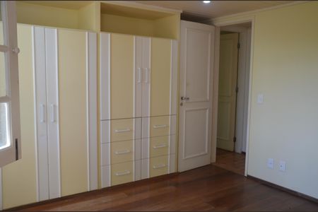 Casa para alugar com 150m², 3 quartos e 4 vagasSuíte 3