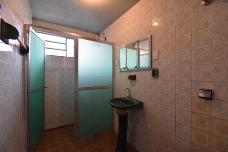 Casa para alugar com 122m², 4 quartos e 1 vagaBanheiro