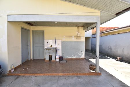 Casa para alugar com 122m², 4 quartos e 1 vagaÁrea de Serviço