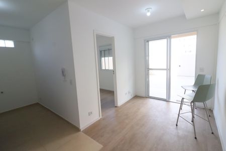 Sala de apartamento para alugar com 2 quartos, 46m² em I.a.p.i., Osasco