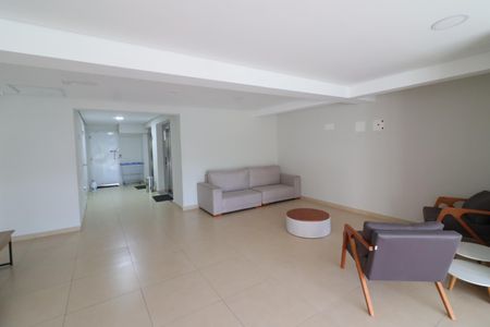 Apartamento para alugar com 46m², 2 quartos e 1 vagaÁrea comum - Hall de entrada