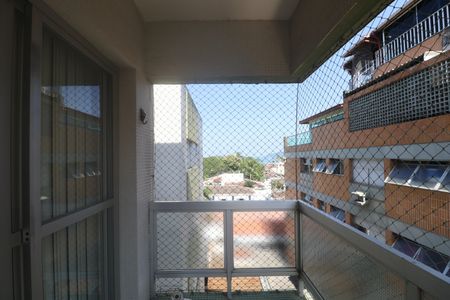 Apartamento para alugar com 90m², 2 quartos e 1 vagaVaranda