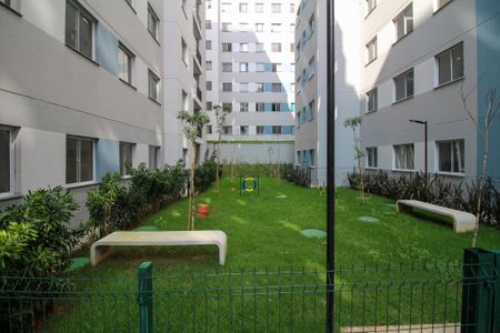 Apartamento à venda com 34m², 2 quartos e sem vagaÁrea comum