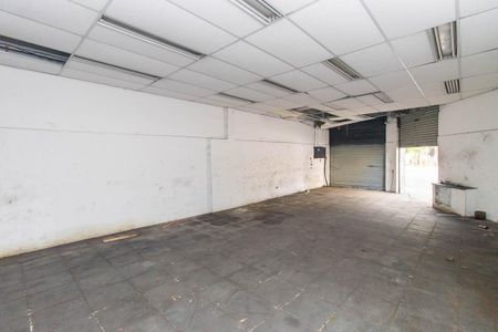 Casa à venda com 750m², 7 quartos e 3 vagas Casa à venda com 750m², 7 quartos e 3 vagasSalão 2