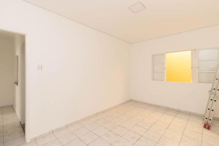 Casa à venda com 750m², 7 quartos e 3 vagas Casa à venda com 750m², 7 quartos e 3 vagasQuarto 2 Apart. 1