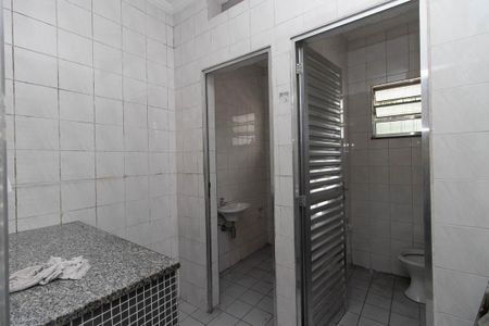 Casa à venda com 750m², 7 quartos e 3 vagas Casa à venda com 750m², 7 quartos e 3 vagasEspaço Comercial