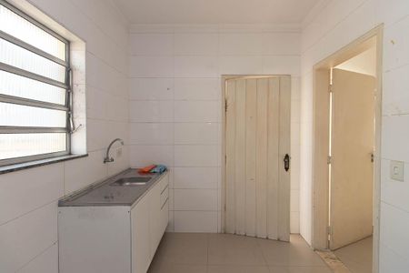 Casa à venda com 750m², 7 quartos e 3 vagas Casa à venda com 750m², 7 quartos e 3 vagasCozinha Apart. 2