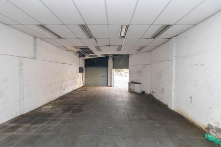 Casa à venda com 750m², 7 quartos e 3 vagas Casa à venda com 750m², 7 quartos e 3 vagasSalão 2