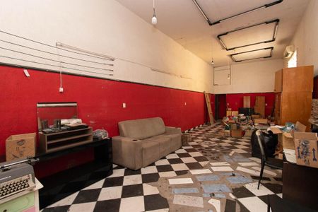 Casa à venda com 750m², 7 quartos e 3 vagas Casa à venda com 750m², 7 quartos e 3 vagasSalão 1