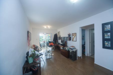 Casa de condomínio para alugar com 226m², 5 quartos e 3 vagassala 2 