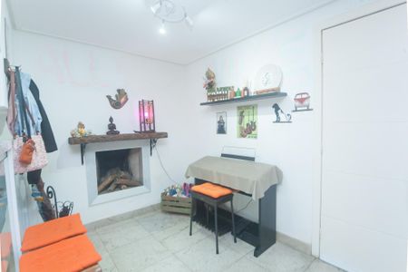 Casa de condomínio para alugar com 226m², 5 quartos e 3 vagaslareira 