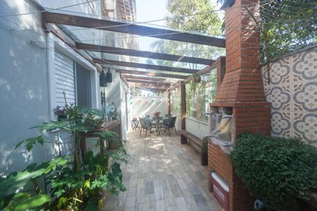 Casa de condomínio para alugar com 226m², 5 quartos e 3 vagasÁrea externa