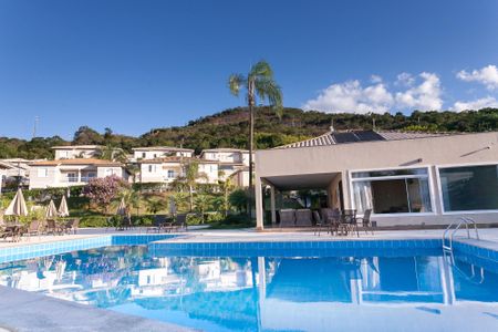 Casa de condomínio para alugar com 226m², 5 quartos e 3 vagasÁrea comum - Piscina
