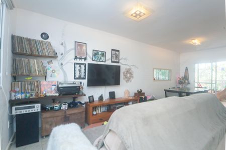 Casa de condomínio para alugar com 226m², 5 quartos e 3 vagasSala de TV