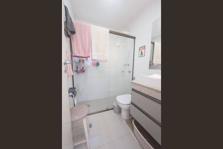 Casa de condomínio para alugar com 226m², 5 quartos e 3 vagasBanheiro Social