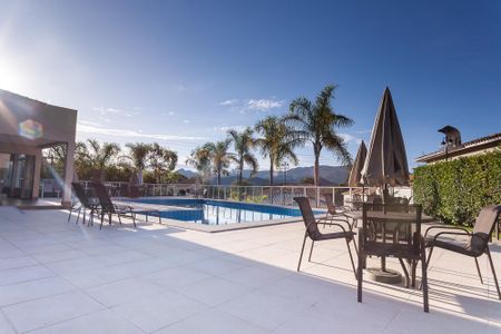 Casa de condomínio para alugar com 226m², 5 quartos e 3 vagasÁrea comum - Piscina