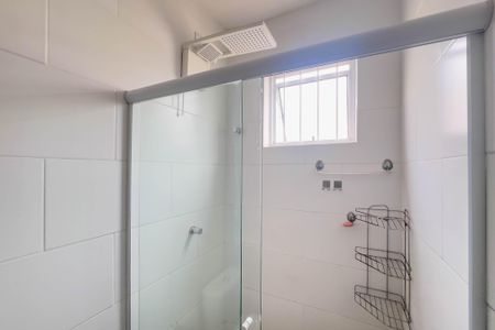 Casa para alugar com 110m², 2 quartos e 1 vagaBanheiro do quarto 1