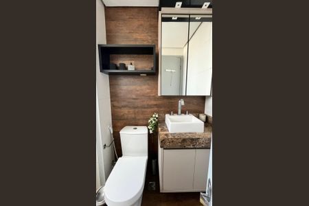 Apartamento à venda com 84m², 2 quartos e 2 vagas Apartamento à venda com 84m², 2 quartos e 2 vagasBanheiro